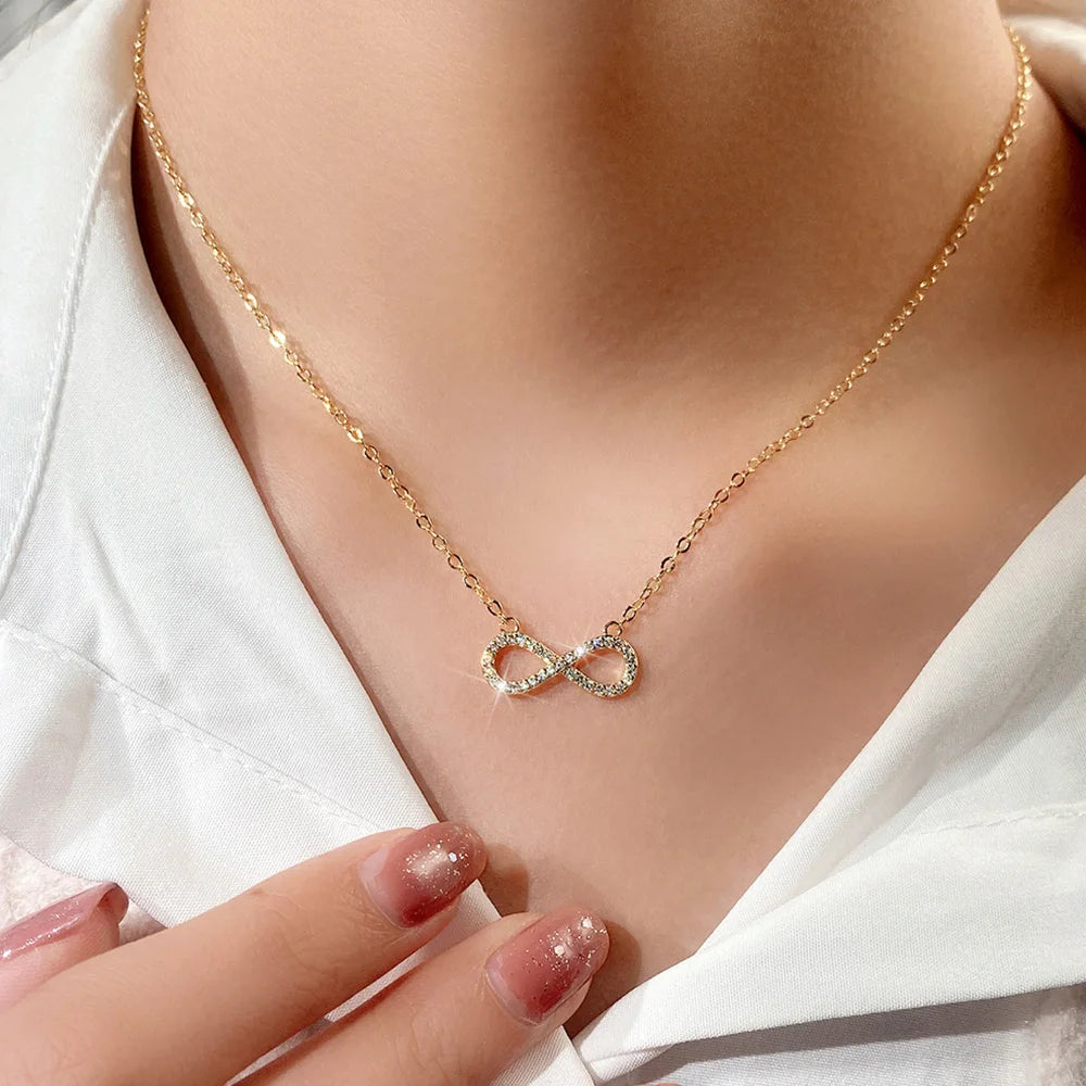 Huitan Exquisite Women's Clavicle Chain Necklace Infinity Shape Pendant Necklace with Dazzling CZ Wedding Party Fashion Jewelry